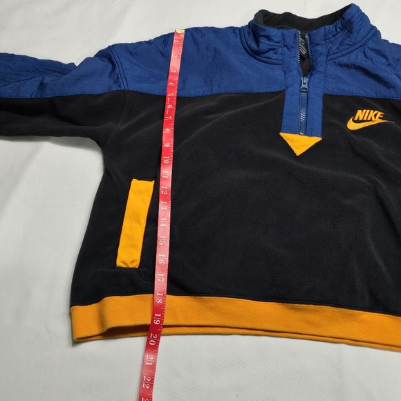 Nike Colorblock Fleece And Nylon Cropped Pullover 1/2 Zip Sweatshirt - Picture 3 of 5